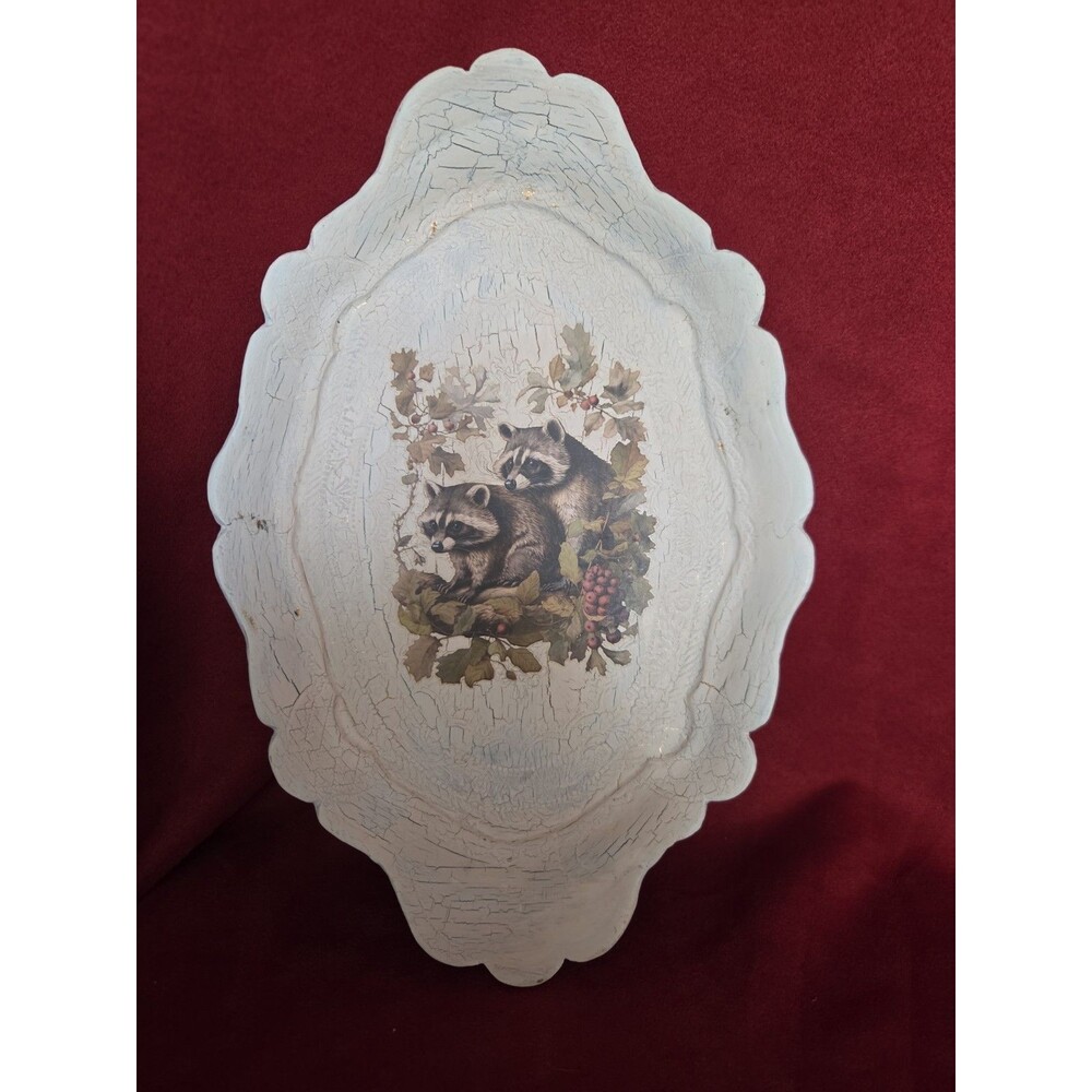 Decorative Scalloped Tray Crackle Finish Background Serving Vanity Dish